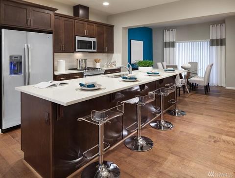 roommates in Seattle Large bed and bath in  West Seattle - cirtru.com
