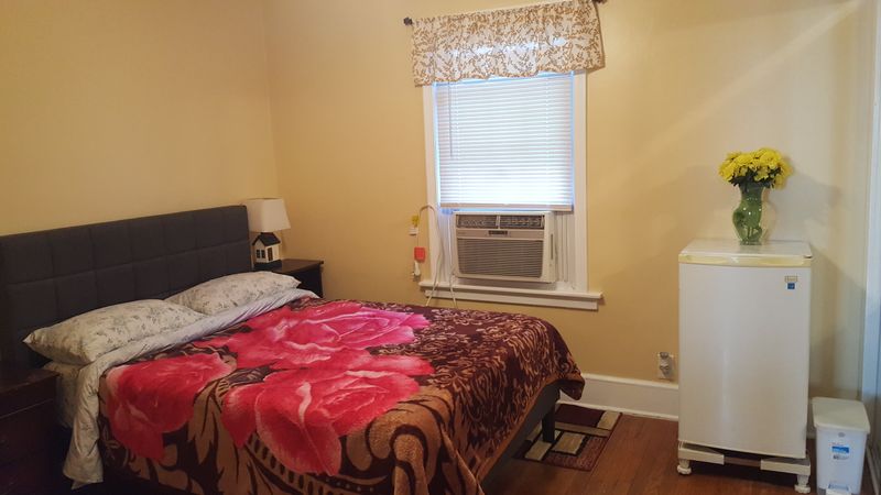 roommates in West Haven Private Room in 2Bed.1Bath - cirtru.com