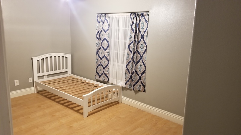 roommates in Santa Clarita Private Room in 5Bed.2Bath - cirtru.com