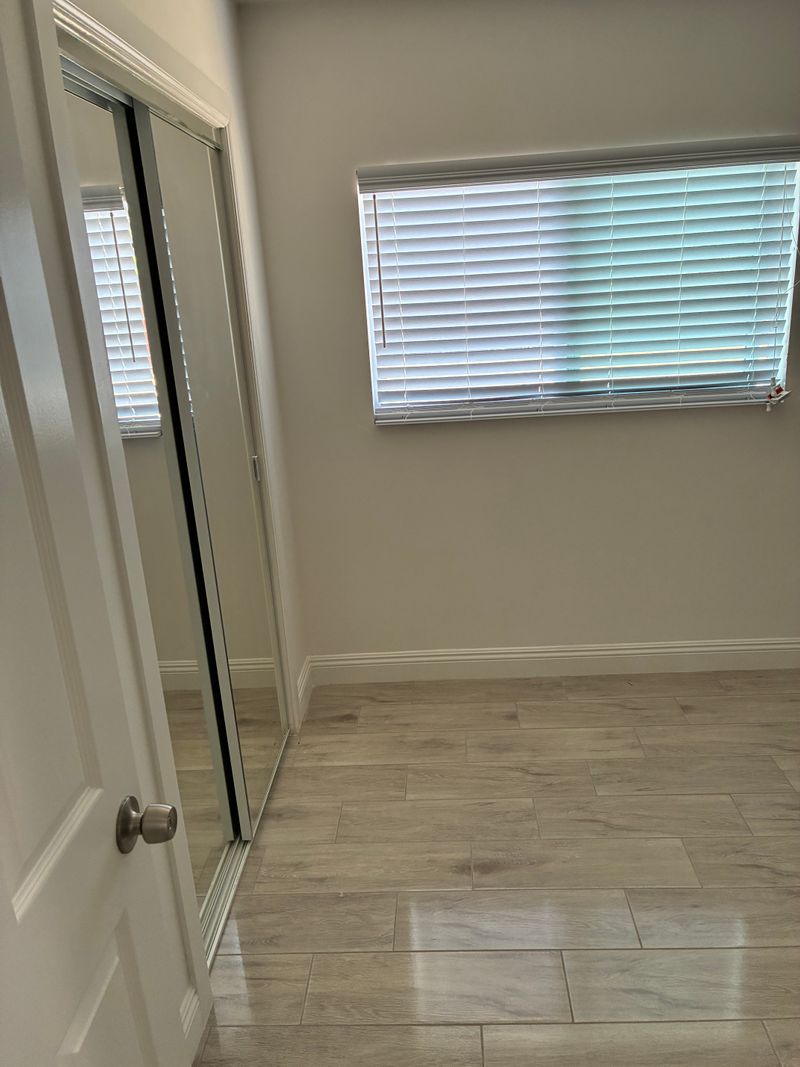 roommates in Oceanside Room2Bed.1Bath - cirtru.com