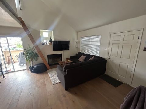 Entire Place 2Bed.1Bath