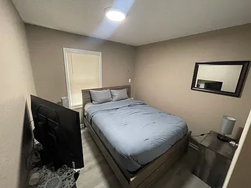 roommates in Kansas City Private Room in 4Bed.1Bath - cirtru.com