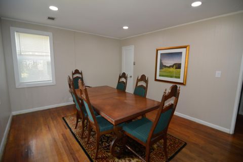 Augusta - Cozy & Newly-Renovated with Dining Area. Convenient location to downtown and interstates. (id. 9249)