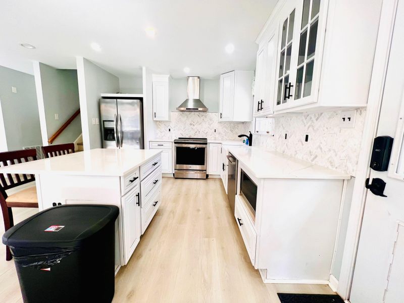 roommates in Undisclosed, Charlotte, NC 28212 Quiet Home In Idlewild Crossing Charlotte Uptown  Private Room, Shared Savings Prime Location (id. 21263) - cirtru.com