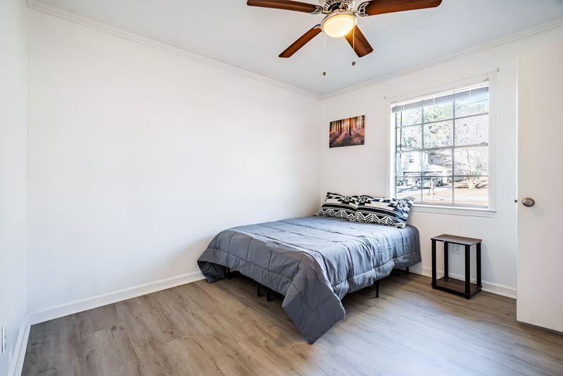 roommates in Undisclosed, Riverdale, GA 30296 Great Riverdale Location All Utilities Included Free Fast Wi-Fi  Smart LockCleaning Services Included Move- In Fees Waived ‼Get 1 Free Week if you stay for 6 months Located minutes from local shopping, dining, and schools (id. 11079) - cirtru.com