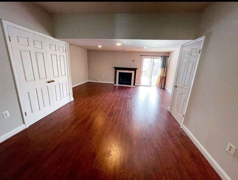 roommates in Alexandria Shared Room in 4Bed.3.5Bath - cirtru.com