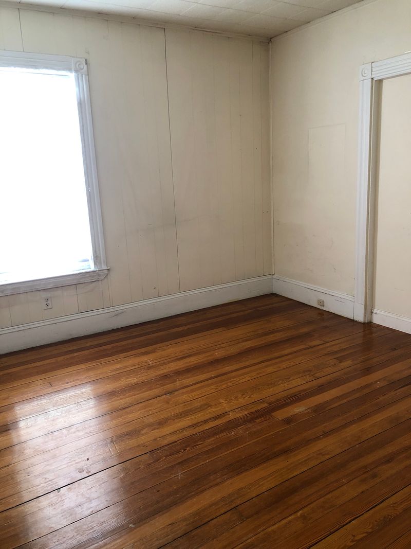 roommates in Hyde Park Room3Bed.1Bath - cirtru.com
