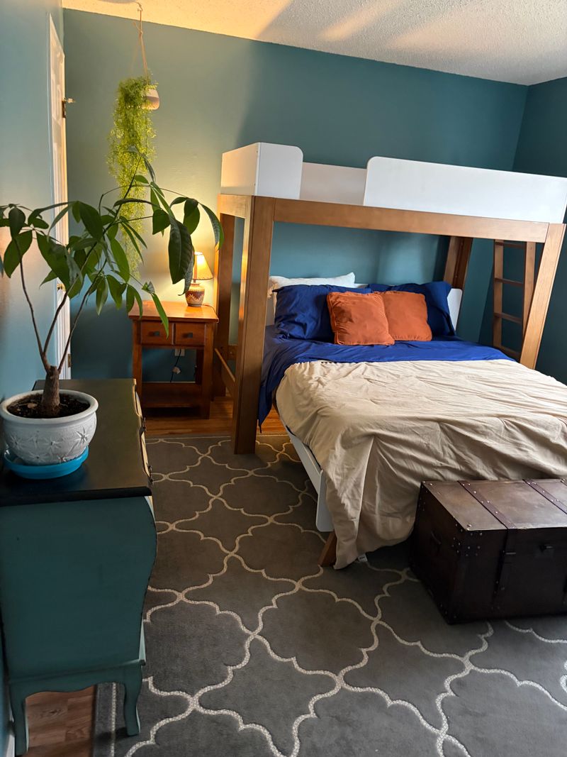 roommates in Fort Collins Private Room in 3Bed.2Bath - cirtru.com