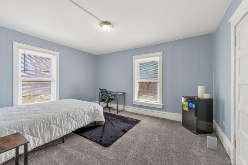 roommates in Undisclosed, Kansas City, MO 64128 SUPER HOST  Spacious Rooms + Mini Fridge in Every Room  | Clean & Comfortable Living (id. 28673) - cirtru.com