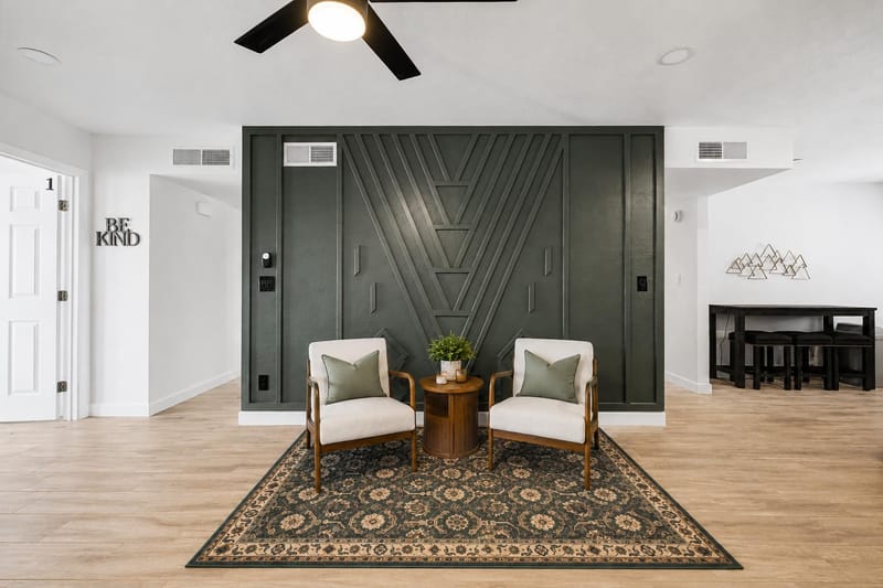 Fully  Remodeled- Upgrades! Mesa  Home near , freeways &  2 Fridges & 2 sets Washer/Dryer (id. 40027)