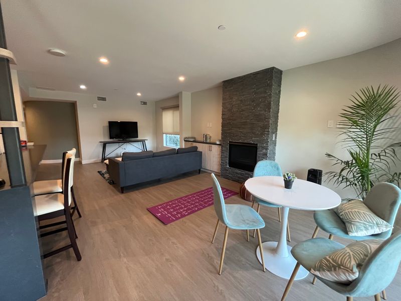 roommates in Los Angeles Private Room in 2Bed.2.5Bath - cirtru.com