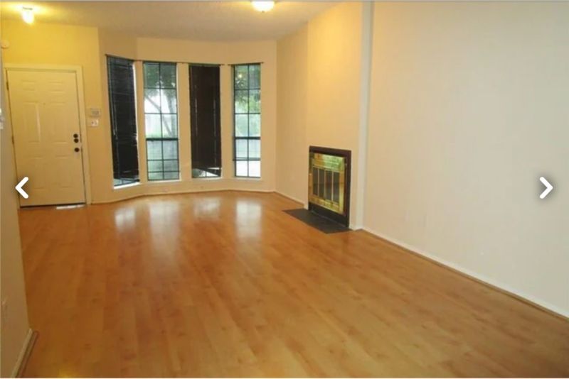 roommates in Dallas Private Room in 2Bed.1.5Bath - cirtru.com