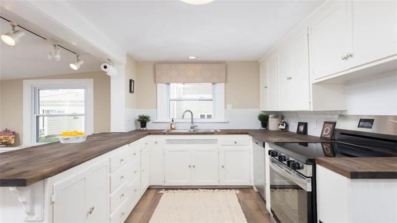 Spacious Private Suite | Private Bath | Near KC Hospitals & Plaza (id. 36457)