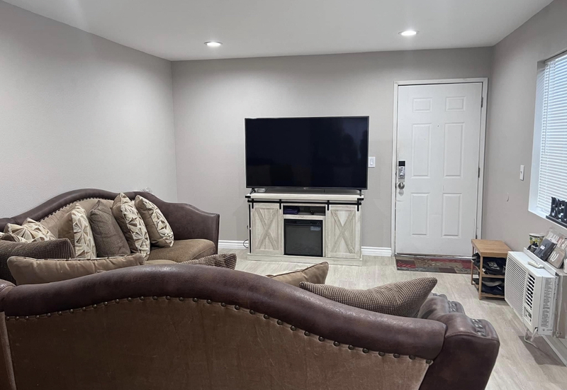 roommates in Los Angeles Private Room in 3Bed.2Bath - cirtru.com