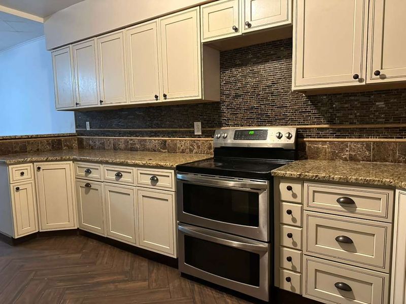 roommates in Bayonne Entire Place 4Bed.1.5Bath - cirtru.com