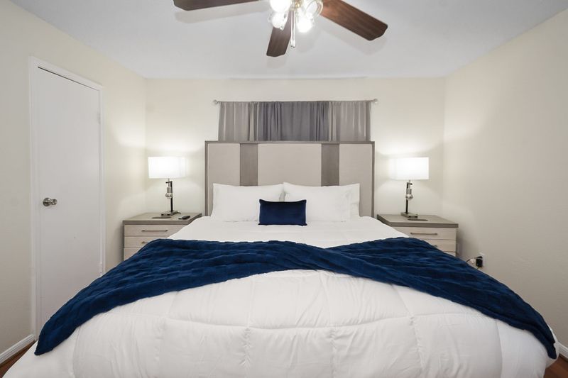 roommates in Houston Entire Place 1Bed.1Bath - cirtru.com