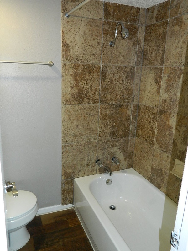 Private Room and shared 2/2 condo
