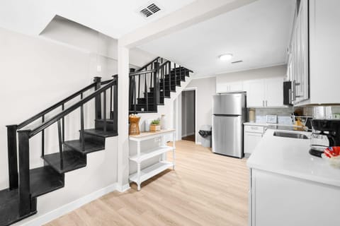 roommates in Undisclosed, Palatka, FL 32177 Brand New Remodel! Full Kitchen, Plenty of Space – Near Publix & Putnam Hospital (id. 42446) - cirtru.com