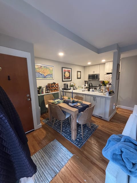 Private Room in 2Bed.2Bath