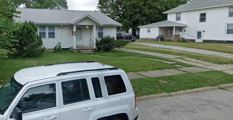 roommates in Lafayette Private Room in 2Bed.1Bath - cirtru.com