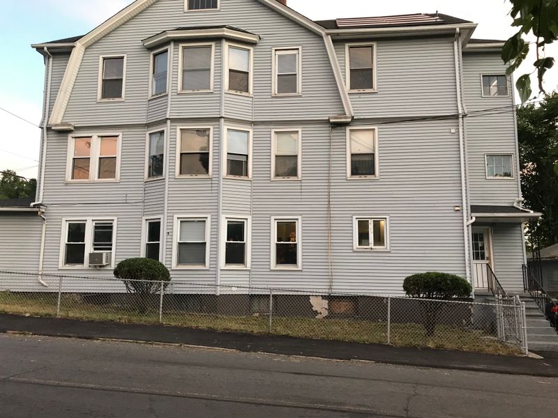roommates in Waterbury Private Room in 2Bed.1.5Bath - cirtru.com