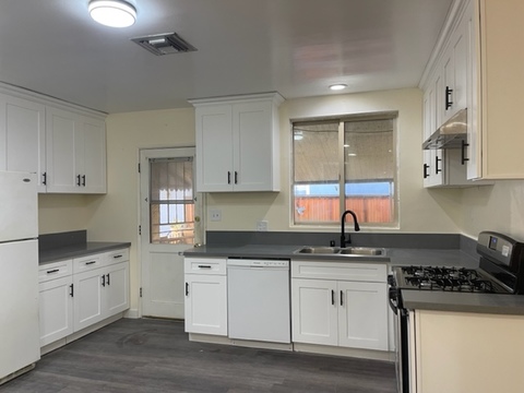 roommates in Whittier Private Room in 6Bed.4Bath - cirtru.com