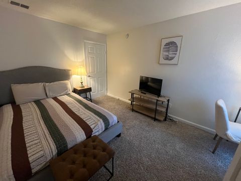 roommates in Jacksonville Private Room in 3Bed.2.5Bath - cirtru.com