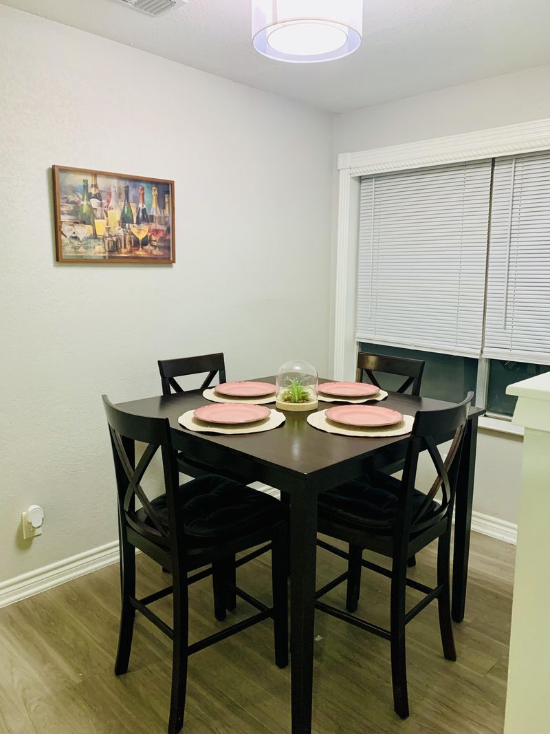 roommates in Undisclosed, Fort Worth, TX 76112 Cozy & Modern Home in Fort Worth  | Furnished Rooms  | Fast Wi-Fi  | Peaceful Neighborhood  | All Bills Included (id. 10912) - cirtru.com