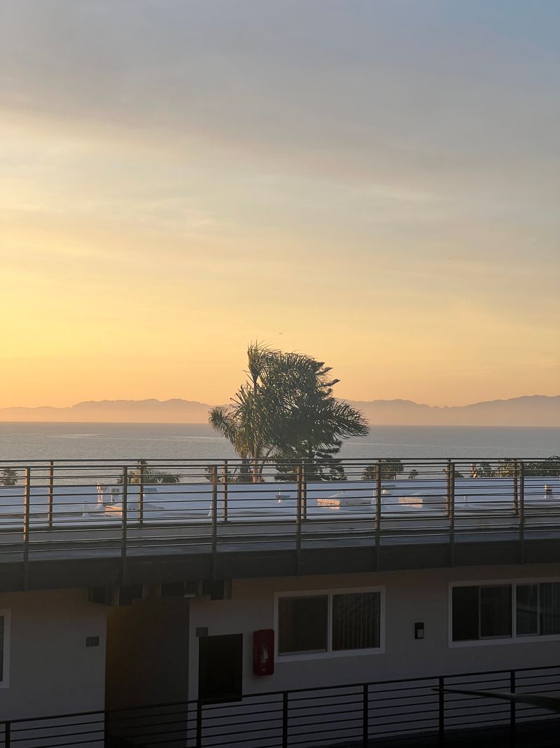 roommates in Redondo Beach Private Room in 2Bed.1Bath - cirtru.com