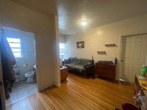 Entire Place 2Bed.1Bath