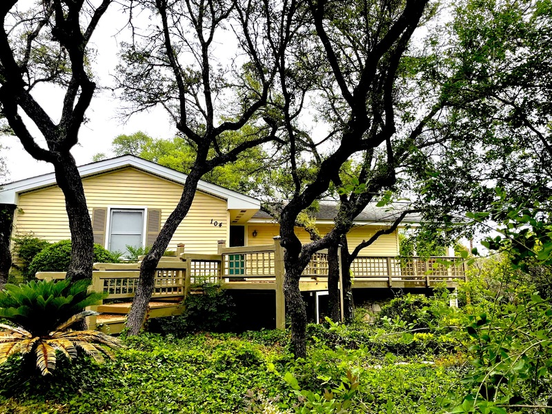roommates in Austin 4+ bedrooms 2.5 bathroom  2840 Sqf - cirtru.com