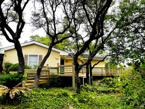 roommates in Austin 4+ bedrooms 2.5 bathroom  2840 Sqf - cirtru.com