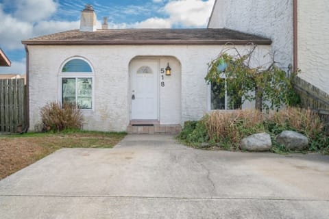 Entire Place 2Bed.1Bath