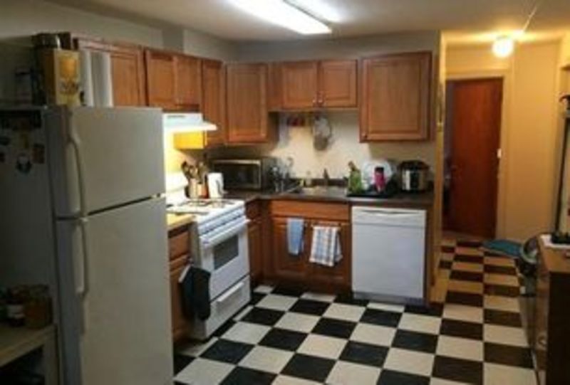 roommates in Boston Summer sublet on Tremont st. - cirtru.com