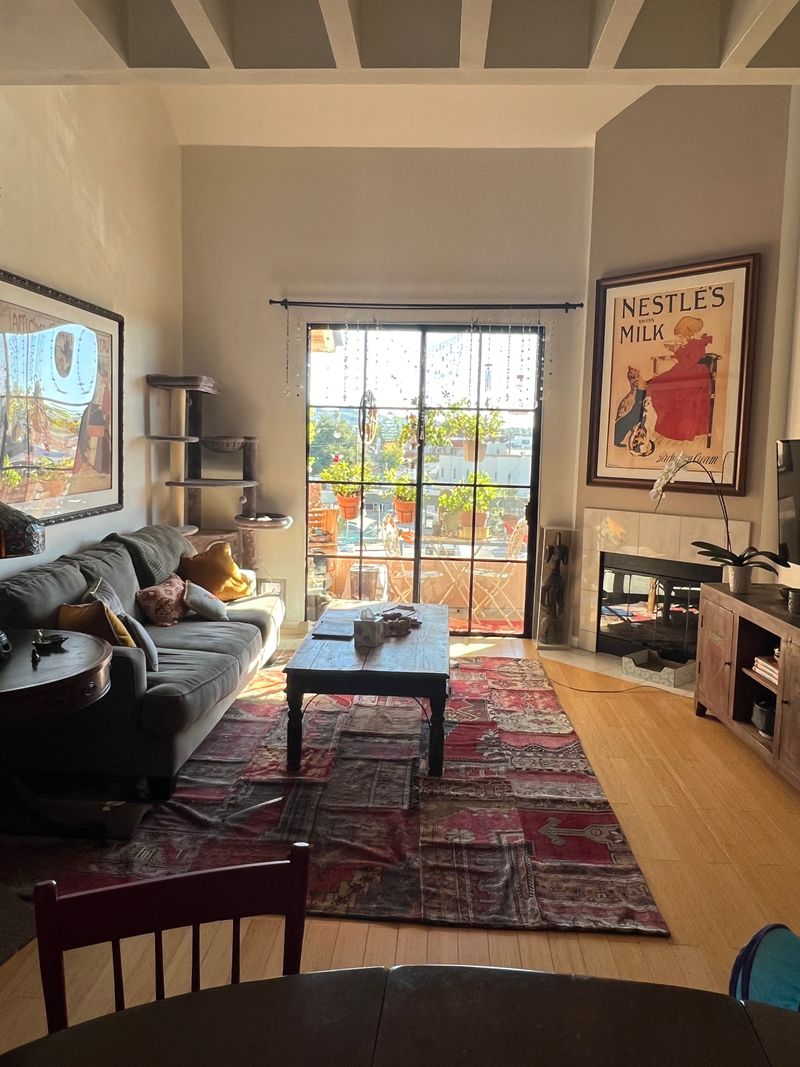 roommates in Glendale Room2Bed.2Bath - cirtru.com