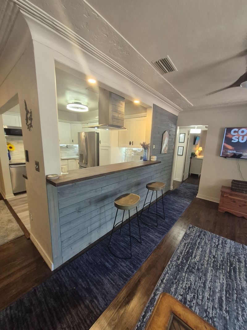 roommates in Undisclosed, St. Petersburg, FL 33711 Childs Park Home, from the Burg to the Beaches!! (id. 34371) - cirtru.com