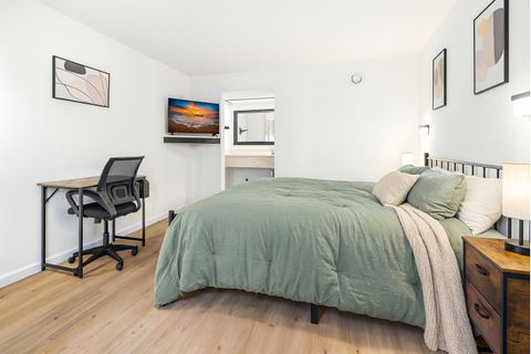 Modern Bridge City PadSplit  Fully furnished rooms, equipped kitchen , and comfortable shared spaces. Quiet neighborhood near shopping & quick access to New Orleans  Easy, affordable living! (id. 19767)