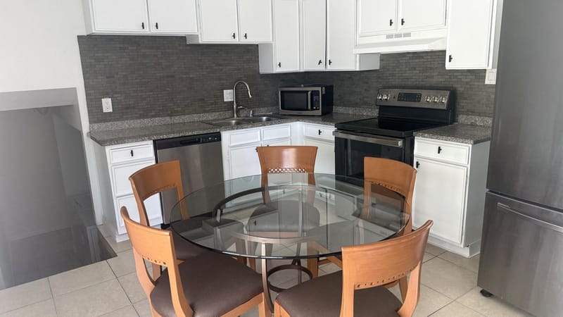 roommates in Undisclosed, Las Vegas, NV 89107 Newly Renovated & Spacious Las Vegas Home | Near Shopping, Transit & Downtown (id. 43111) - cirtru.com