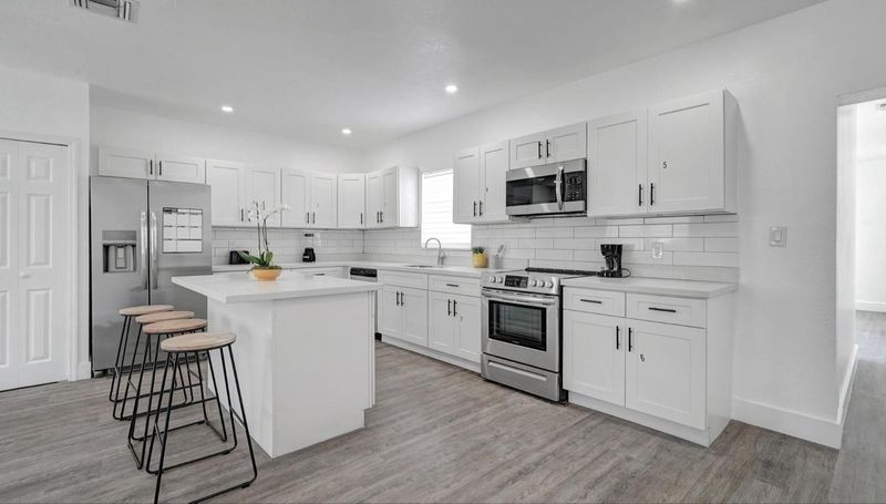 roommates in Undisclosed, Miami, FL 33161 North Miami Oasis: Large PadSplit Home with Pool & TVs in Every Room (id. 10463) - cirtru.com