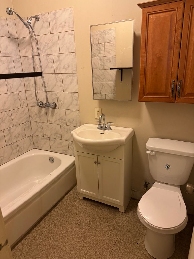 roommates in Jurupa Valley Entire Place 1Bed.1Bath - cirtru.com