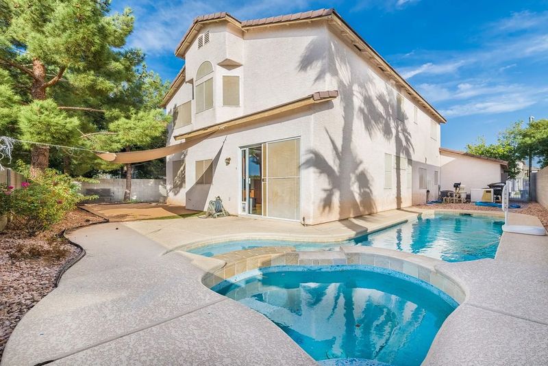 roommates in Henderson Private Room in 5Bed.3Bath - cirtru.com