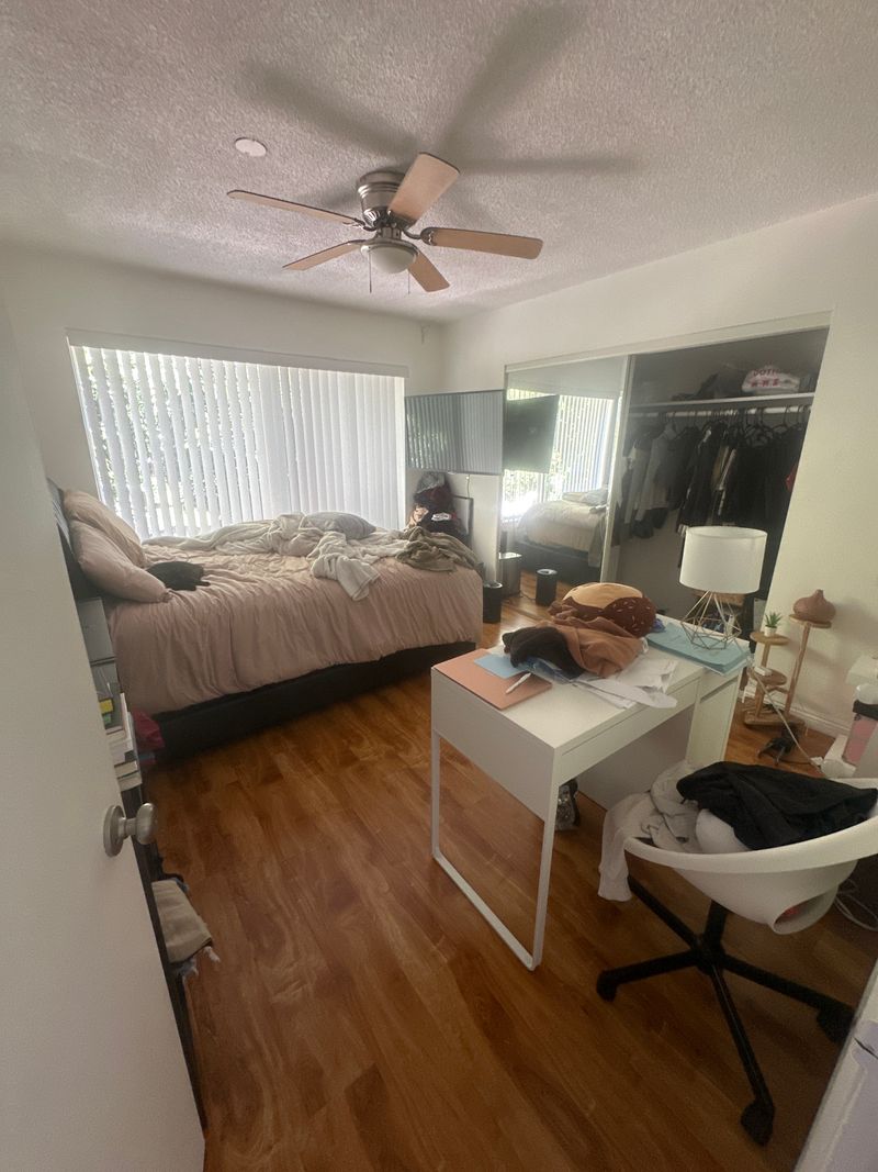 roommates in Los Angeles Private Room in 2Bed.2Bath - cirtru.com