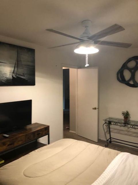 Private Room in 2Bed.1.5Bath