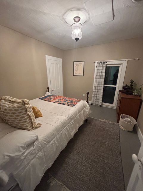 Private Room in 1Bed.2Bath