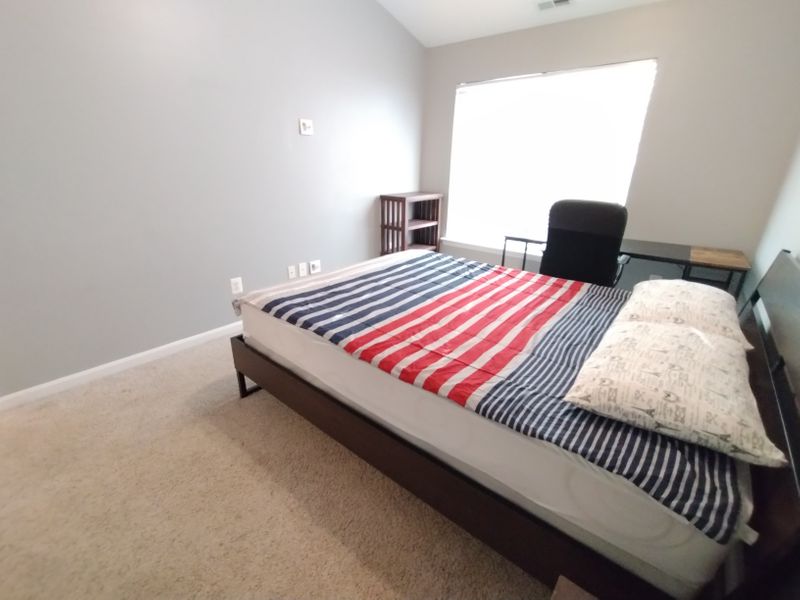 roommates in Edgewater Private Room in 4Bed.3.5Bath - cirtru.com