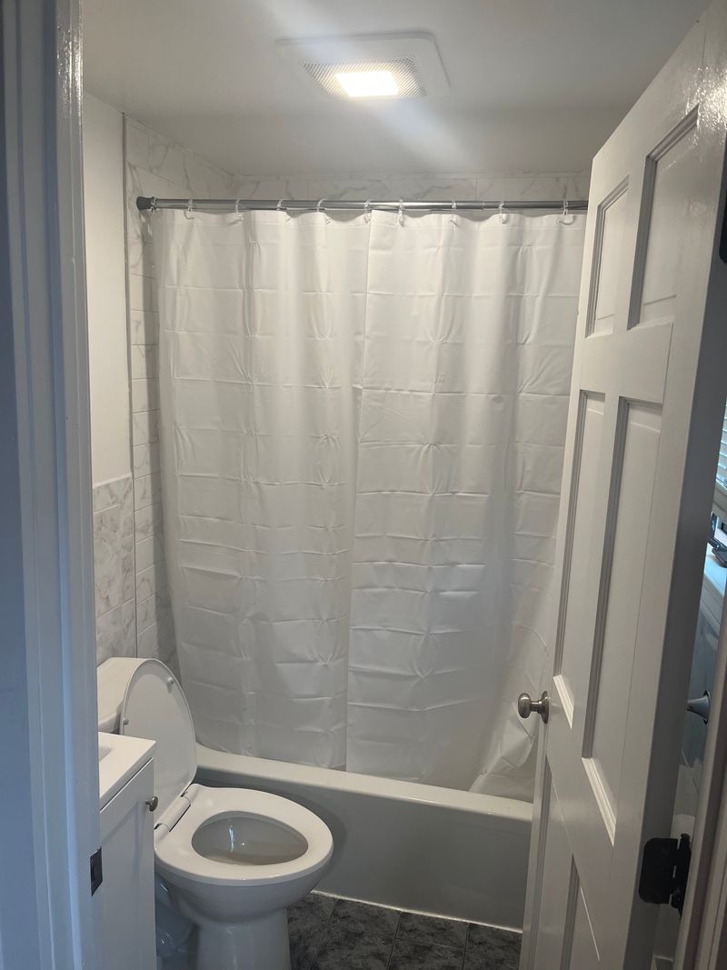 roommates in Wakefield Shared Room in 3Bed.2Bath - cirtru.com