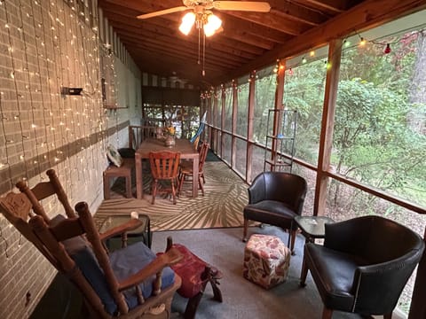 Quiet home with large, screened-in porch, private yard; short walk to transit and shopping. (id. 36019)