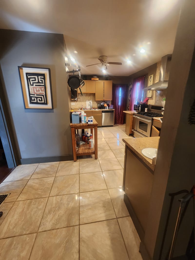 roommates in Ansonia Shared Room in 2Bed.1Bath - cirtru.com