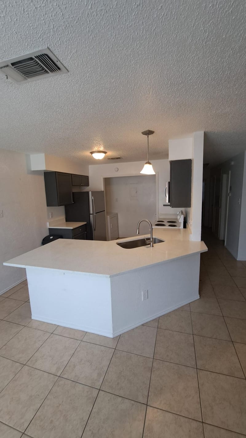 roommates in Undisclosed, Austin, TX 78759 Furnished Rooms Near The Domain & Apple + Utilities Included (id. 36284) - cirtru.com