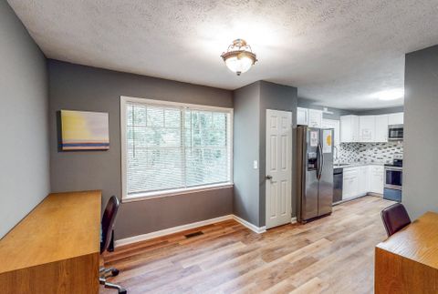 roommates in Undisclosed, Stone Mountain, GA 30083 Best Rated | Long-Term Stay (12+ months) | Affordable | Walking Distance From Bus Stop | Clean & Well Maintained | Fast Host Response Time (id. 938) - cirtru.com